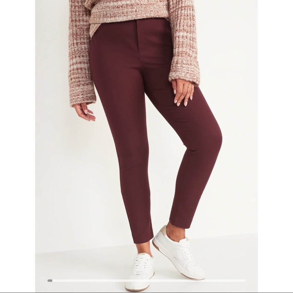 Old Navy Size 12 High Waisted Pixie Chino Pants